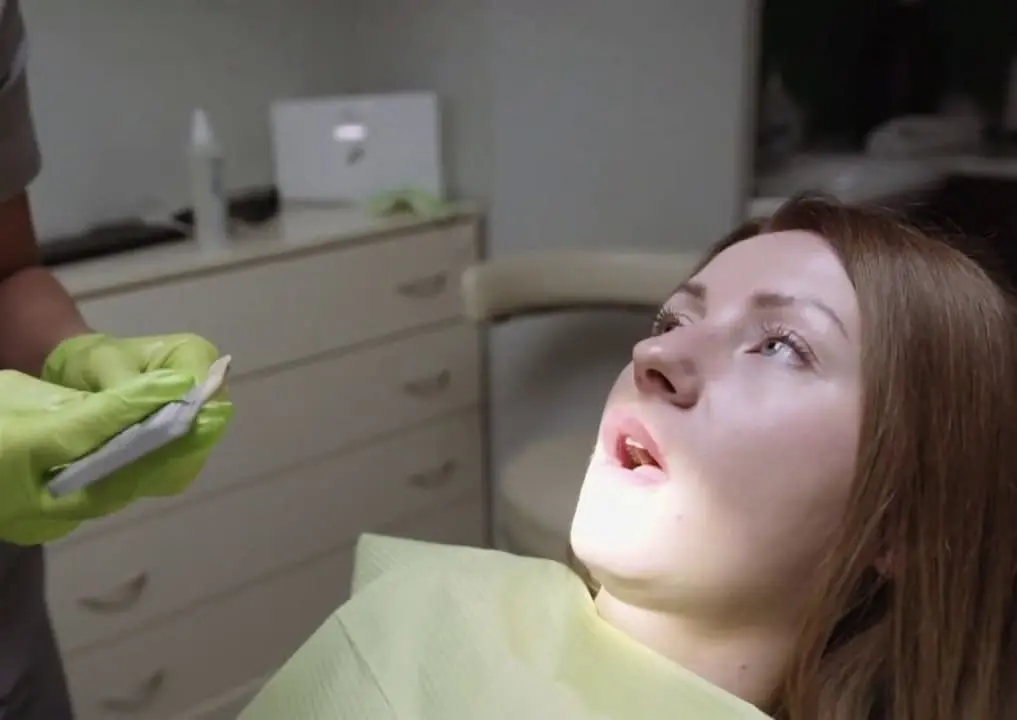 Dentist